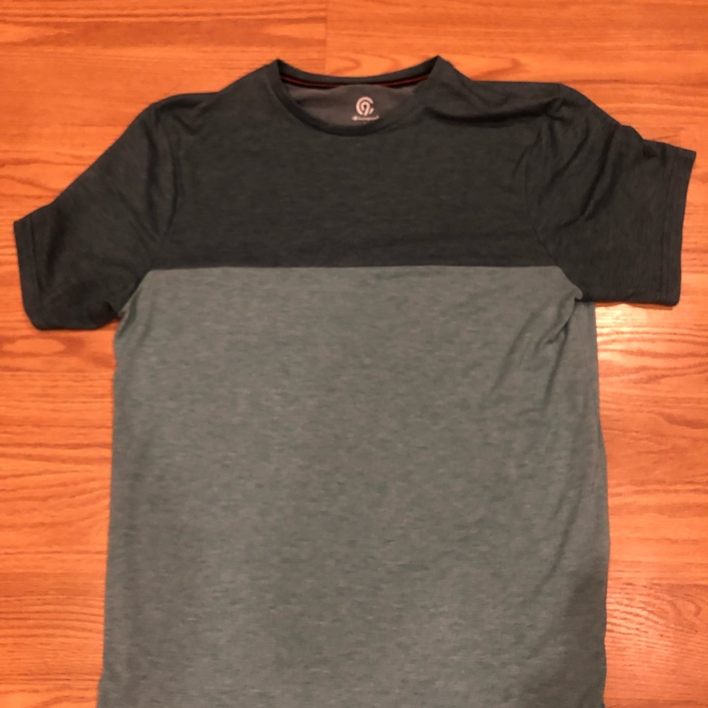 Champion two tone green shirt
